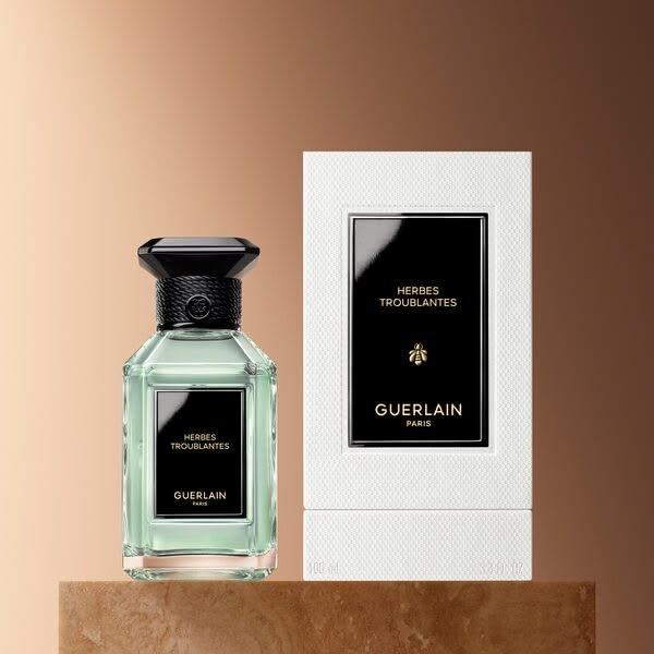 Herbes Troublantes Guerlain perfume
