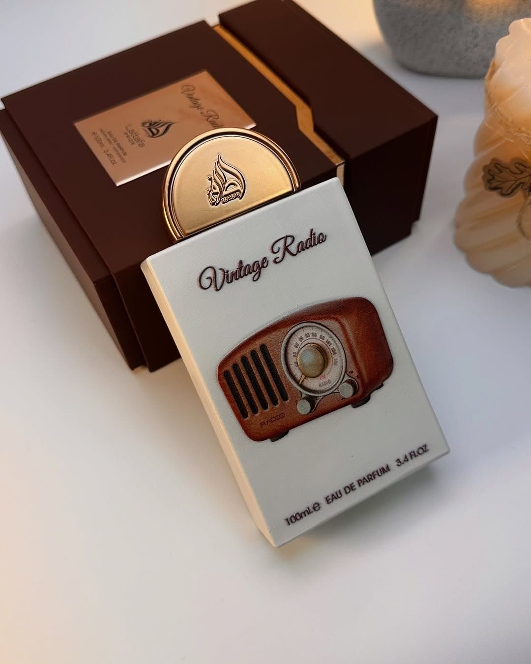LATTAFA – VINTAGE RADIO
